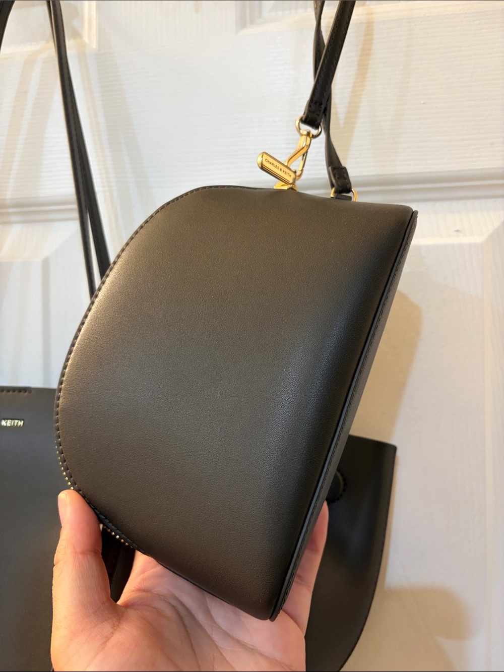 Charles & Keith Calla Tote in Dark Moss - Picture 7 of 8